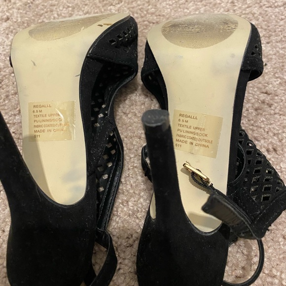 Size 6.5, Black Heel - Picture 3 of 3